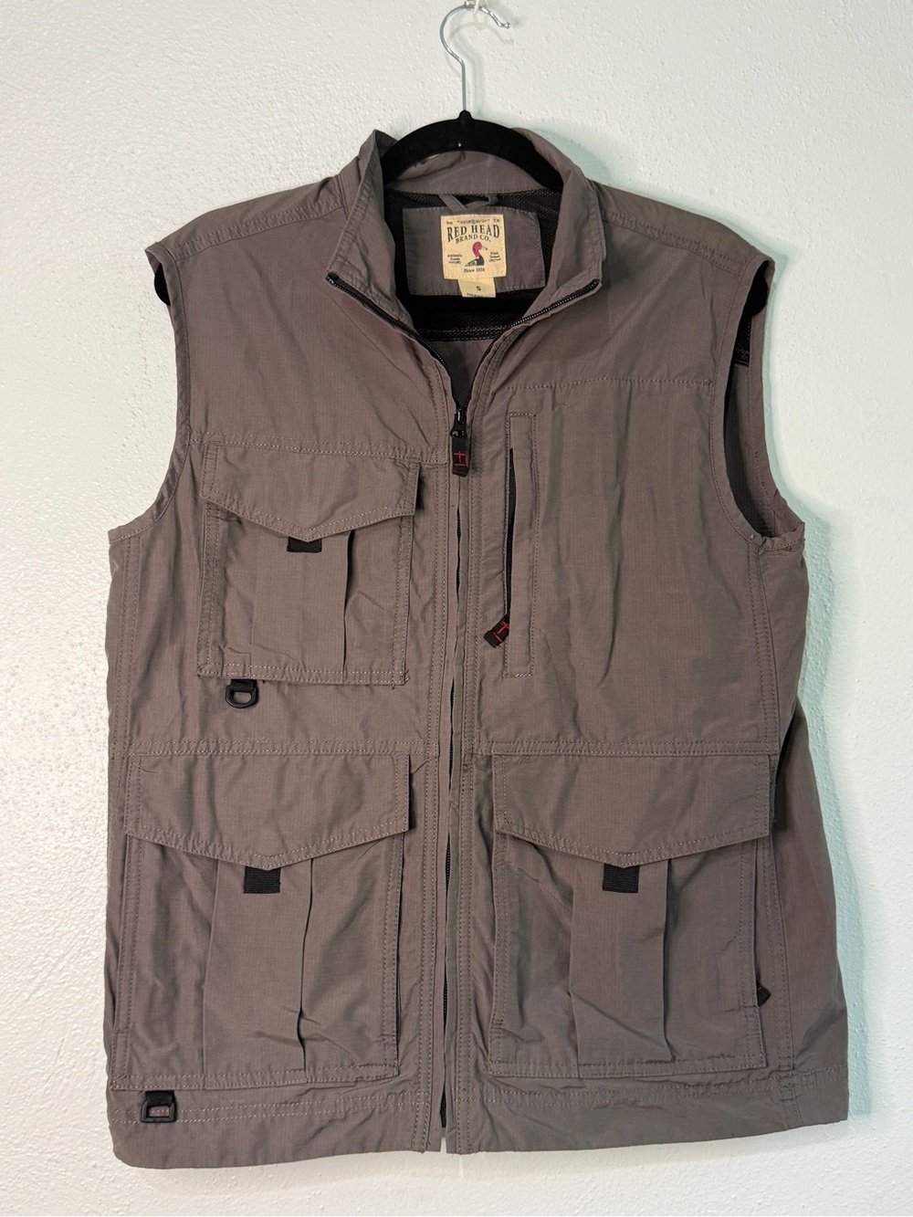 RedHead Men's Multi-Pocket Outdoor Utility Vest - Taupe. Sz S.